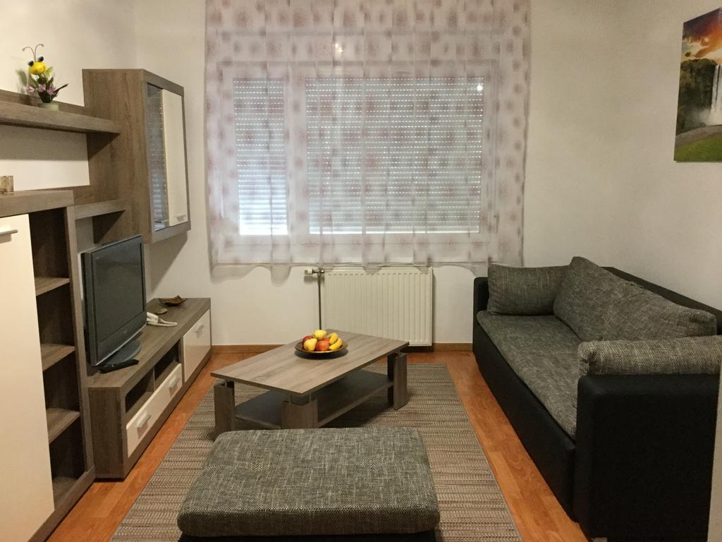 Adam'S Apartment And Free Parking Budapest Exterior foto