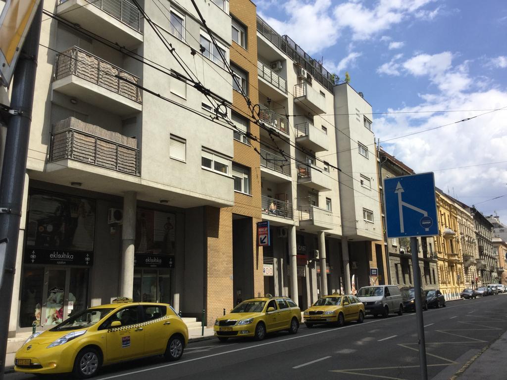 Adam'S Apartment And Free Parking Budapest Exterior foto