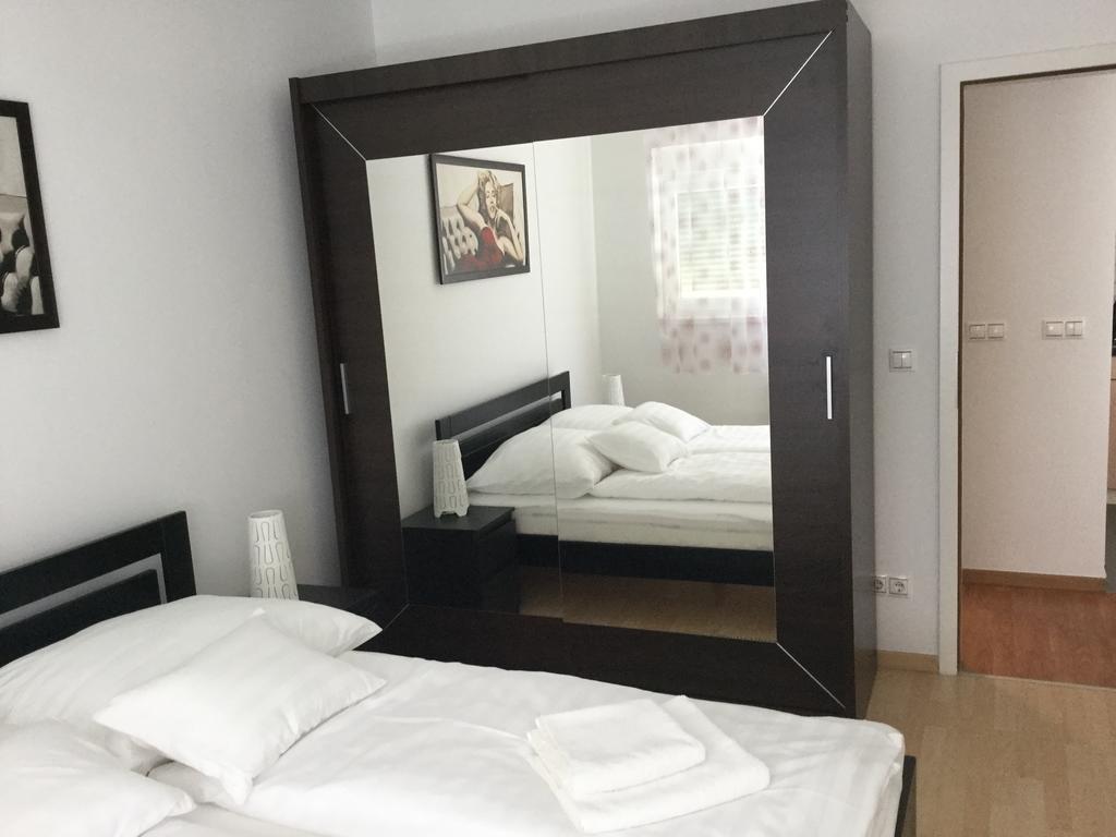 Adam'S Apartment And Free Parking Budapest Exterior foto